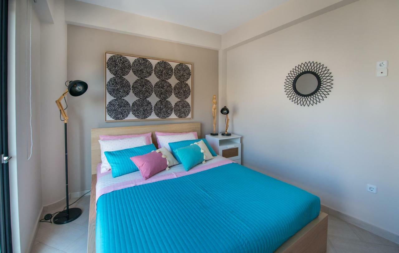 Marios Home, A Cozy And Spacious Apartment Near Downtown Preveza Buitenkant foto